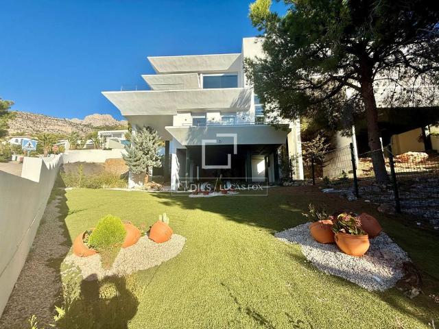 Exclusiva Villa / Chalet de 236 m2 en venta en Altea, España