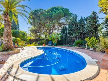 Exclusiva Villa / Chalet de 340 m2 en venta en Estepona, Andalucía
