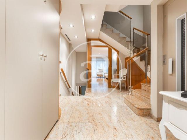 Exclusiva Villa / Chalet de 340 m2 en venta en Sabadell, Cataluña