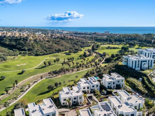Exclusiva Villa / Chalet de 347 m2 en venta en Marbella, España