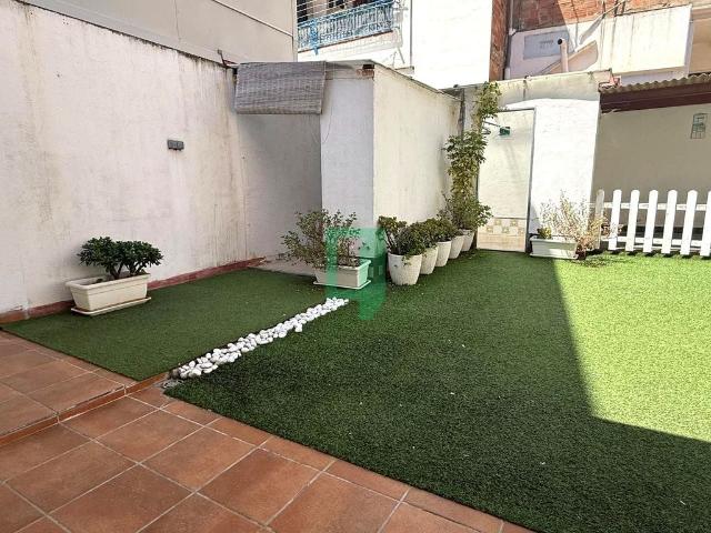 Exclusiva Villa / Chalet de 350 m2 en venta en Badalona, España