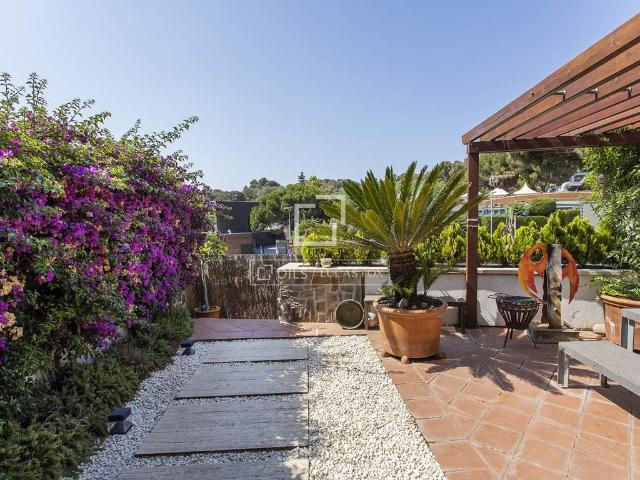 Villa / Chalet en alquiler Barcelona, Cataluña