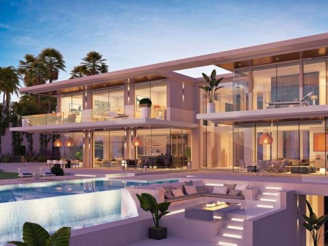 Exclusiva Villa / Chalet de 369 m2 en venta en Estepona, España