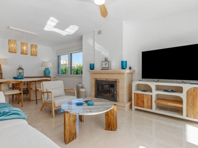 Exclusiva Villa / Chalet de 387 m2 en venta en Campello, Comunidad Valenciana