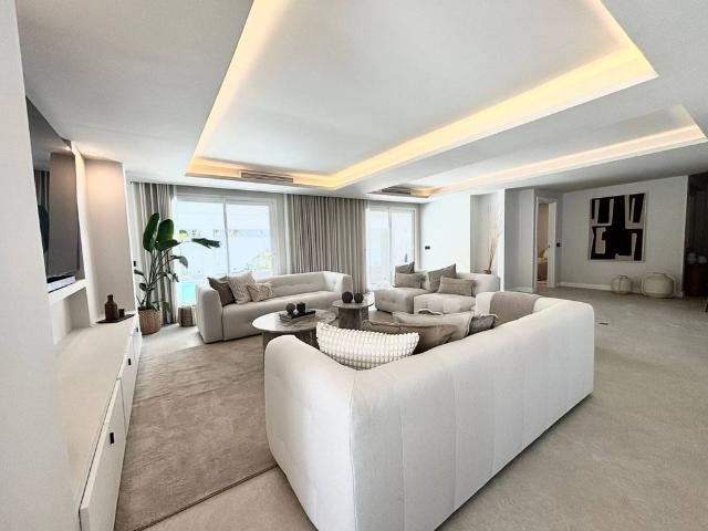Exclusiva Villa / Chalet de 397 m2 en alquiler en The Golden Mile, Marbella, Andalucía