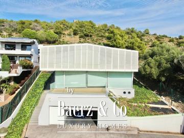 Exclusiva Villa / Chalet de 395 m2 en venta en Terramar, Can Girona, Sitges, Cataluña