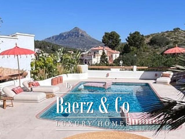 Exclusiva Villa / Chalet de 300 m2 en venta en Jávea, España