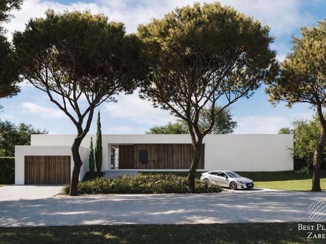 Exclusiva Villa / Chalet de 312 m2 en venta en Sotogrande, Andalucía