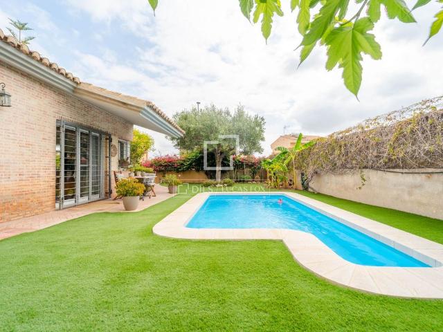 Exclusiva Villa / Chalet de 332 m2 en venta en Bétera, España