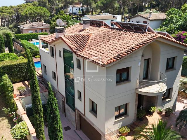 Exclusiva Villa / Chalet de 481 m2 en venta en Sant Antoni de Calonge, España