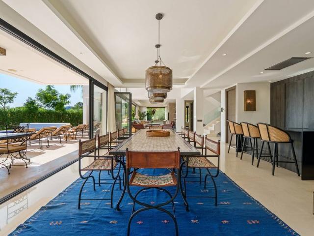 Exclusiva Villa / Chalet de 493 m2 en venta en Marbella, Andalucía