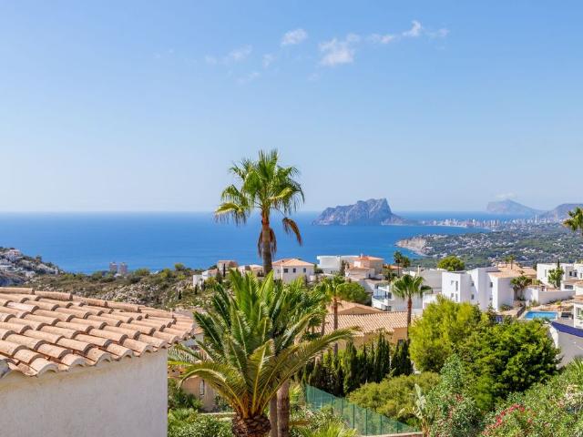 Exclusiva Villa / Chalet de 412 m2 en venta en Moraira, España