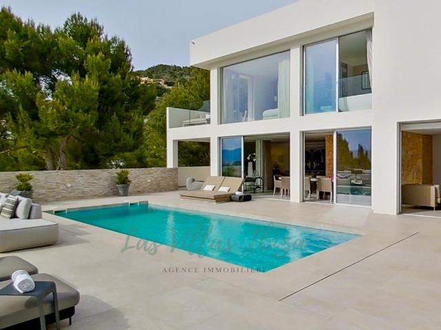 Exclusiva Villa / Chalet de 417 m2 en venta en Santa Eulalia del Río, España