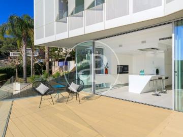 Exclusiva Villa / Chalet de 573 m2 en venta en Sitges, España