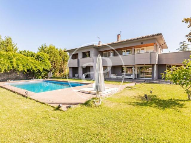 Exclusiva Villa / Chalet de 570 m2 en venta en San Sebastián de los Reyes, España