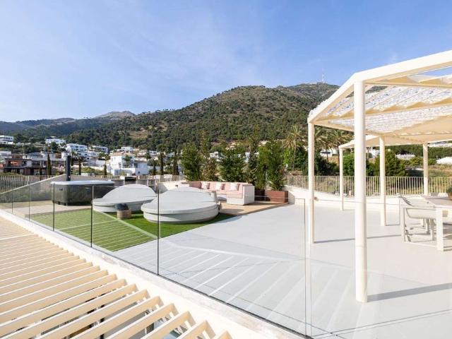 Exclusiva Villa / Chalet de 520 m2 en venta en Fuengirola, Andalucía
