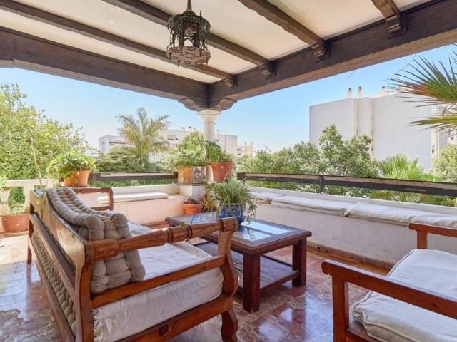 Exclusiva Villa / Chalet de 521 m2 en venta en Marbella, Andalucía