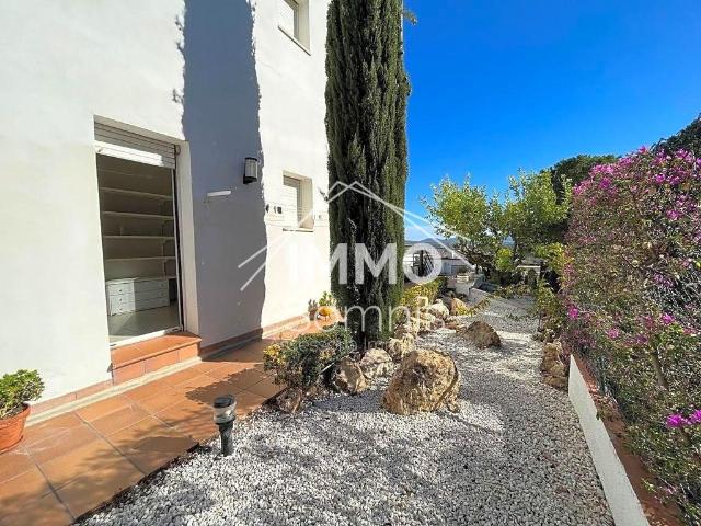 Exclusiva Villa / Chalet de 536 m2 en venta en Llers, Cataluña