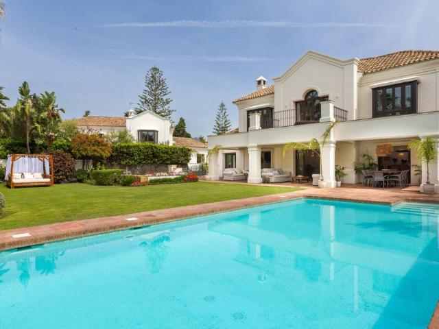 Villa / Chalet en alquiler Estepona, España