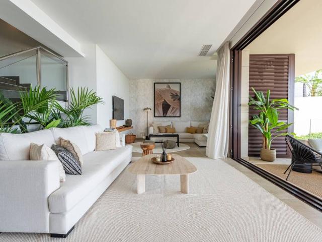 Exclusiva Villa / Chalet de 653 m2 en venta en Marbella, Andalucía