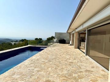Exclusiva Villa / Chalet de 600 m2 en venta en Castellet, Cataluña