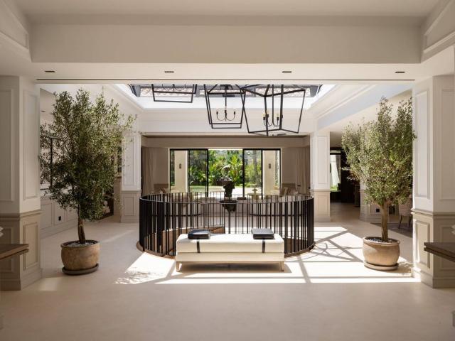 Exclusiva Villa / Chalet de 803 m2 en venta en Aloha, España