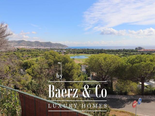 Exclusiva Villa / Chalet de 910 m2 en venta en Miralpeix, Can Girona, Sitges, Cataluña