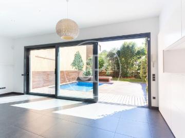 Villa / Chalet de lujo de 264 m2 en alquiler en Barcelona, Cataluña