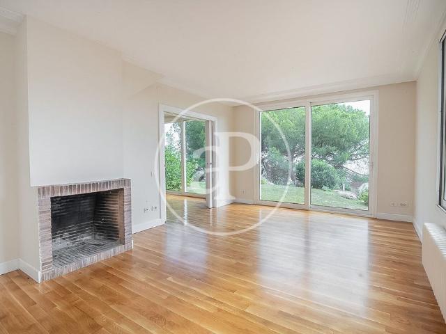 Villa / Chalet de lujo en alquiler Barcelona, Cataluña