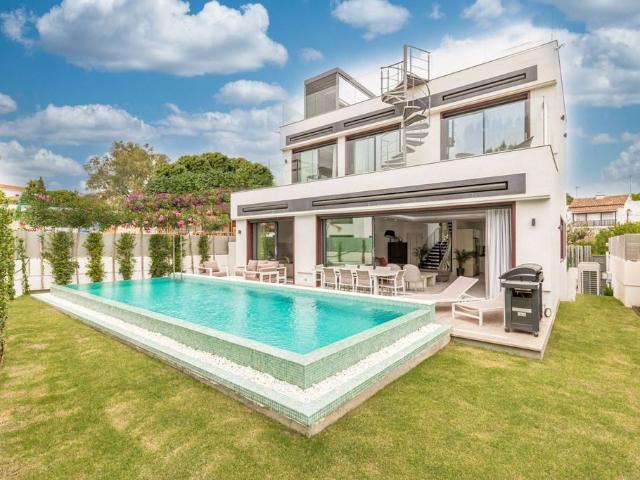 Exclusiva Villa / Chalet en alquiler The Golden Mile, Marbella, Andalucía