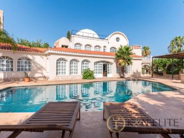 Villa / Chalet de lujo de 1290 m2 en Vistahermosa, Alicante, Provincia de Alicante, Comunidad Valenciana