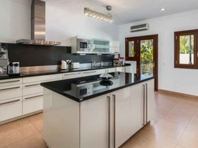 Exclusiva Villa / Chalet en venta Marbella, Andalucía