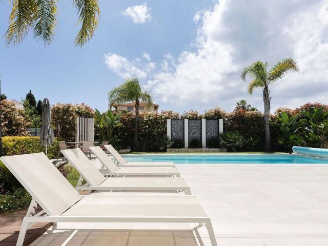 Exclusiva Villa / Chalet en venta Marbella, Andalucía