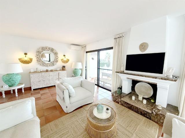 Exclusiva Villa / Chalet en venta Marbella, España