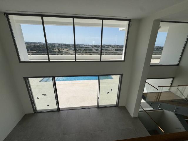 Exclusiva Villa / Chalet en venta Marbella, España