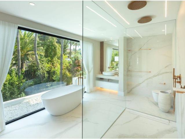 Exclusiva Villa / Chalet en venta Marbella, España