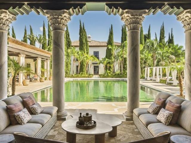 Exclusiva Villa / Chalet en venta Marbella, España