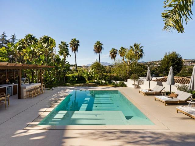 Exclusiva Villa / Chalet en venta Nueva Andalucia, Andalucía