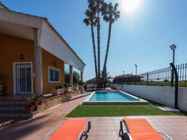 Exclusiva Villa / Chalet en venta Orihuela, Comunidad Valenciana