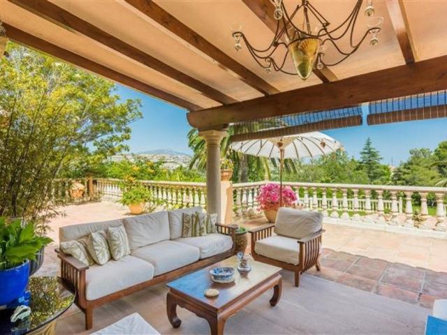 Exclusiva Villa / Chalet en venta Benahavís, España
