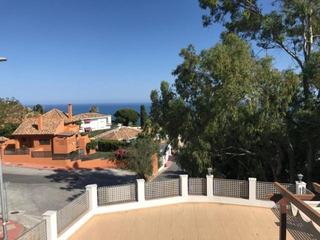 Exclusiva Villa / Chalet en venta Benalmádena, España