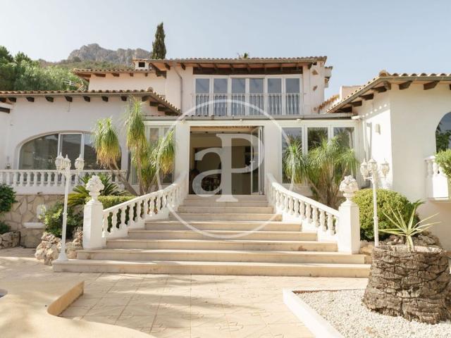 Exclusiva Villa / Chalet en venta Calpe, Comunidad Valenciana