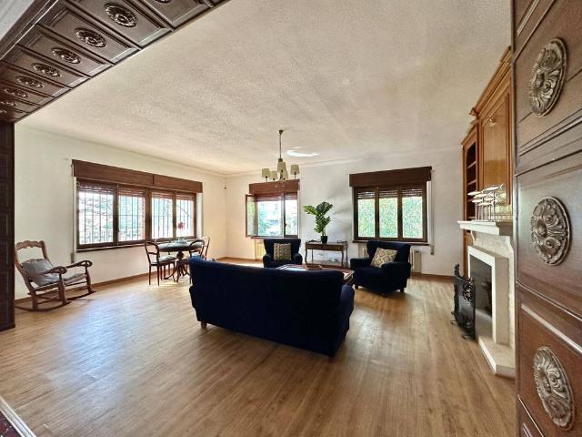 Exclusiva Villa / Chalet en venta Campello, Comunidad Valenciana