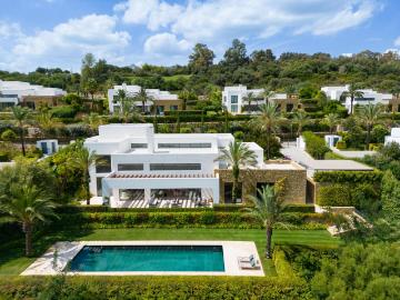 Exclusiva Villa / Chalet en venta Casares, Andalucía