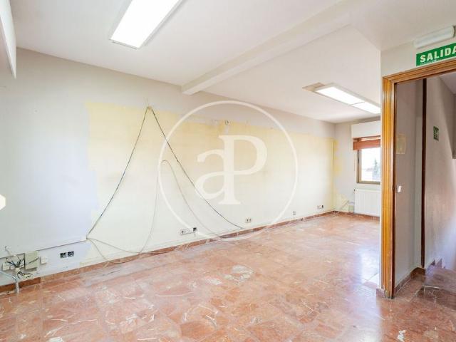Exclusiva Villa / Chalet en venta Casco histórico de Hortaleza, España
