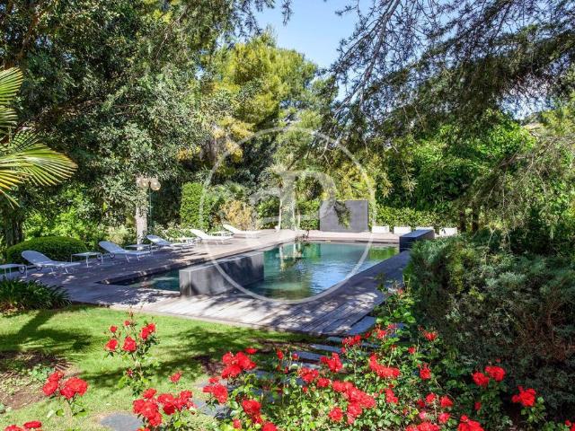 Villa / Chalet de 790 m2 en venta en Chiva, España