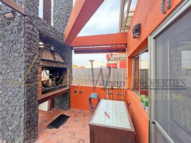 Exclusiva Villa / Chalet en venta Costa Adeje, España