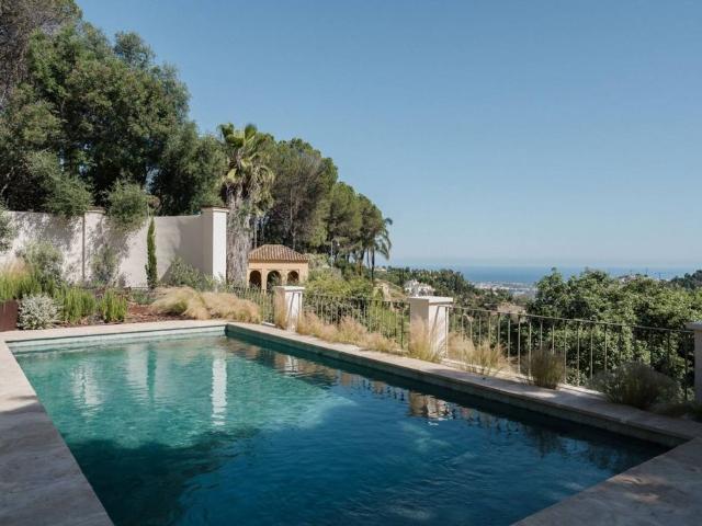 Exclusiva Villa / Chalet en venta El Madroñal, Benahavís, Andalucía