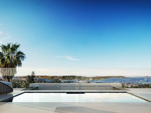 Exclusiva Villa / Chalet en venta Estepona, España