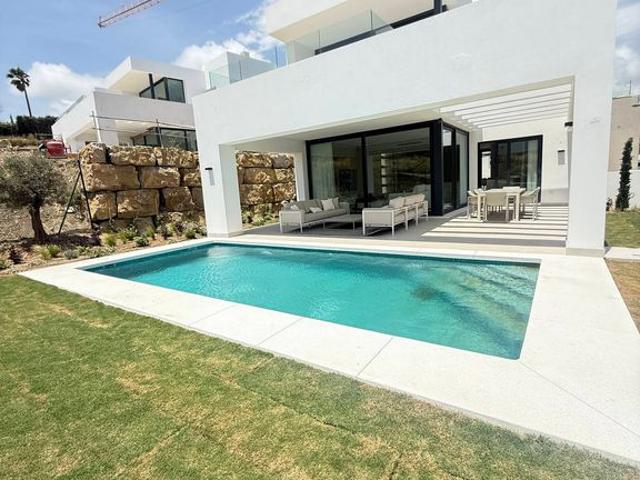 Exclusiva Villa / Chalet en venta Estepona golf, Estepona, Provincia de Málaga, Andalucía